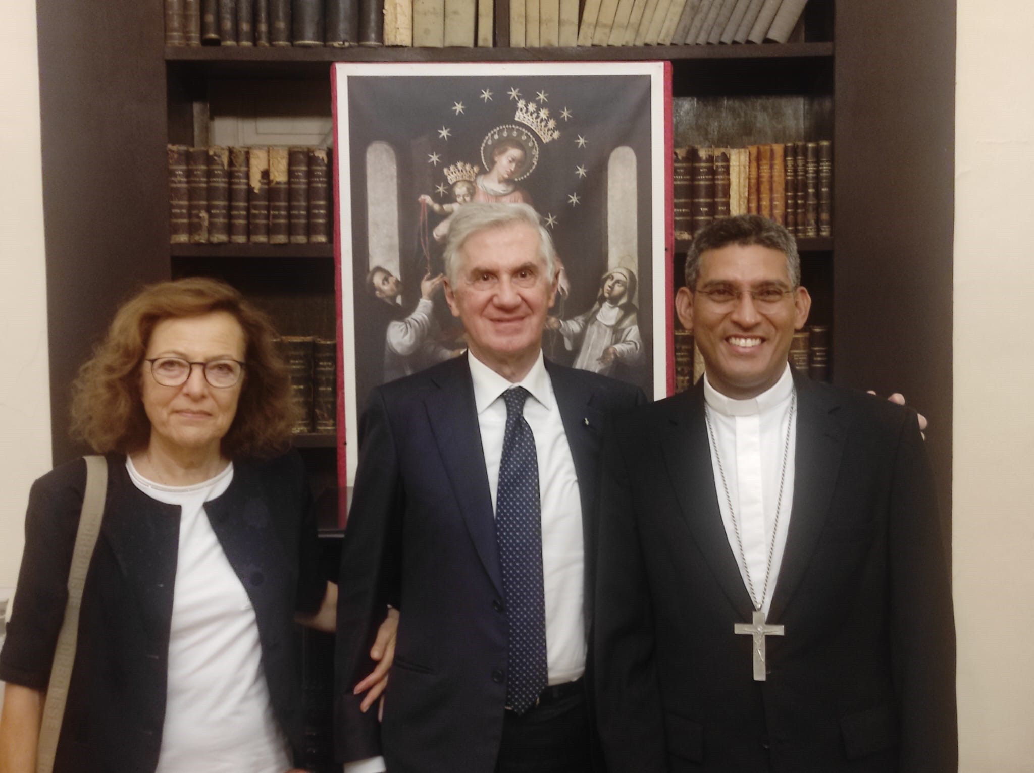 Ambassador meets with the Auxiliary Bishop of the Archdiocese of Havana