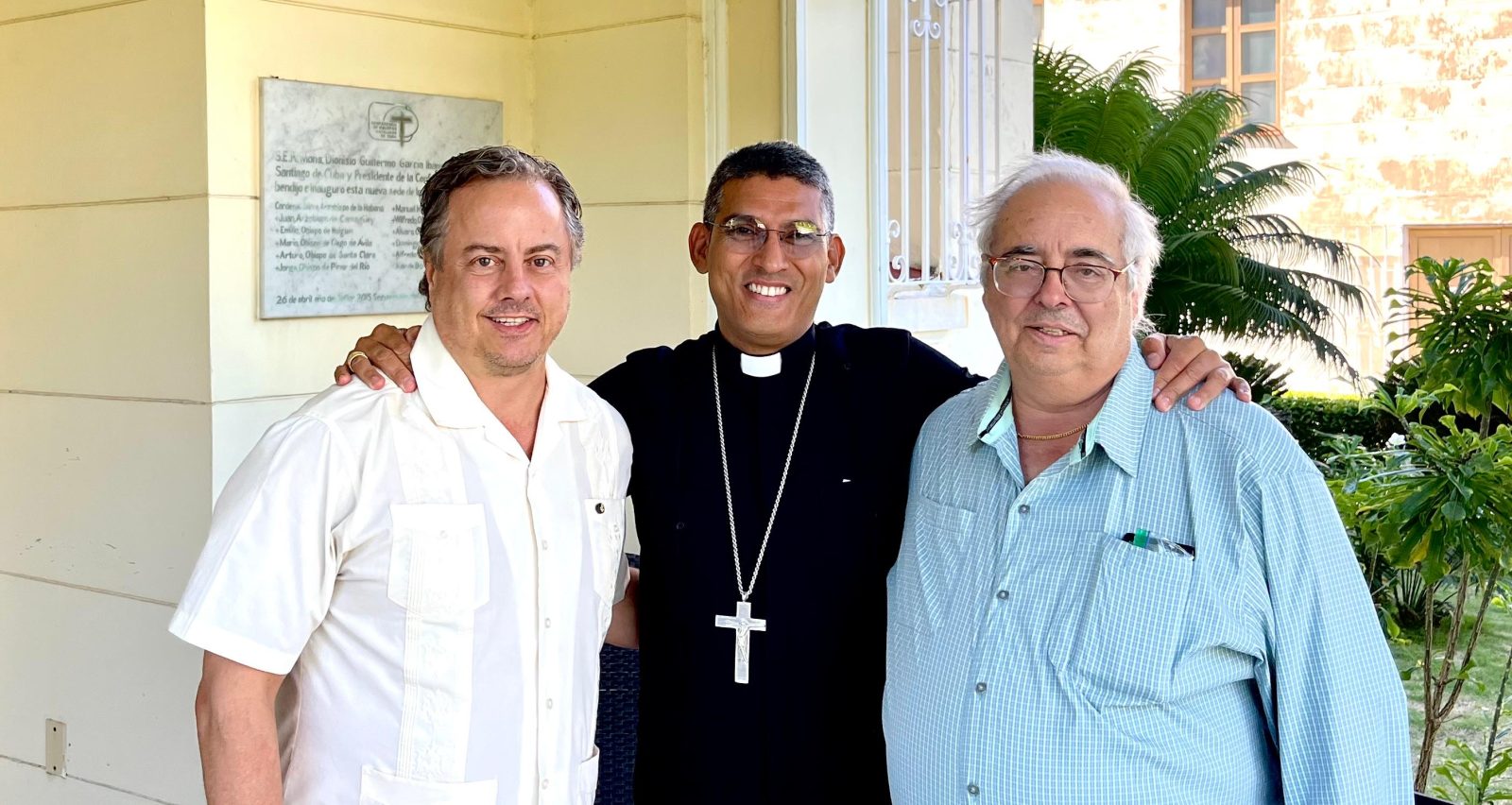 Encuentro y celebración litúrgica con el Obispo Auxiliar de La Habana fortalecen lazos fraternos con la Iglesia local